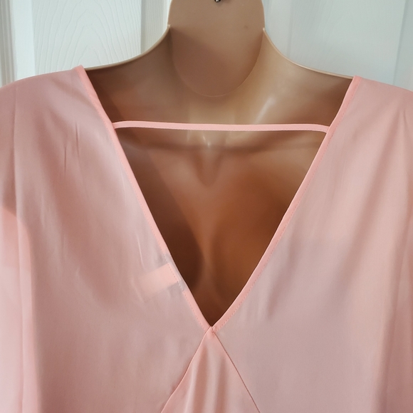 Torrid Hi-Lo Flowing Blouse - Picture 7 of 12